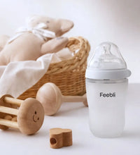 Feebli™ Silicone Baby Feeding Bottle – BPA-Free, Anti-Colic & Easy to Use -250ml Feebli